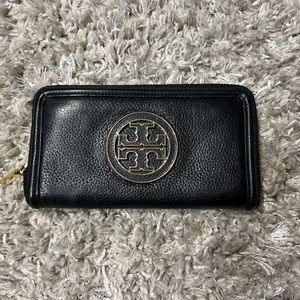 Tory Burch wallet - authentic - black with gold emblem and accents